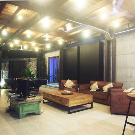 Villa Amalura I Джокякарта Екстериор снимка