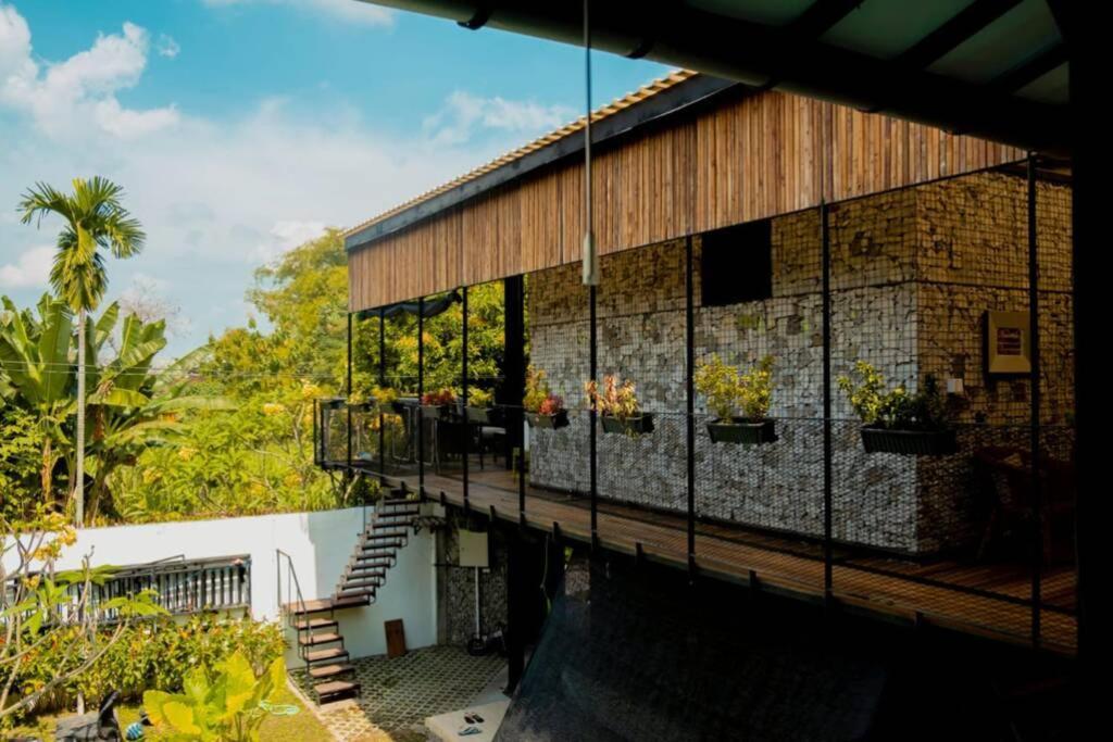 Villa Amalura I Джокякарта Екстериор снимка