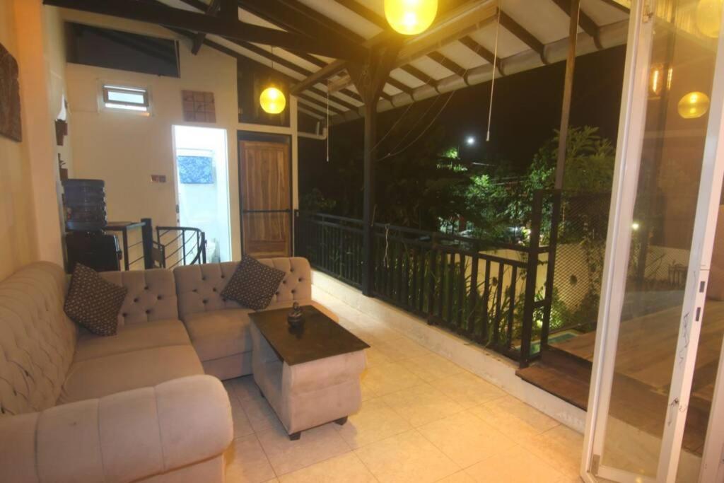 Villa Amalura I Джокякарта Екстериор снимка